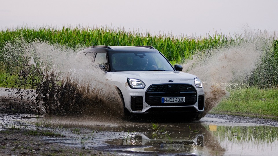 MINI Modellerinde Çekiş Sistemleri | MINI Türkiye